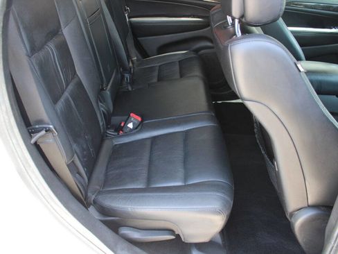 Used 2012 Jeep Grand Cherokee Laredo image 16