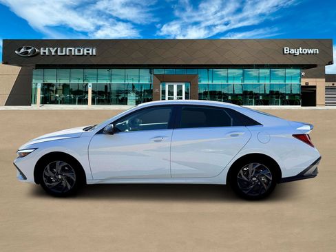 New 2026 Hyundai Elantra SEL Sport Premium w/ Cargo Package FWD image 3