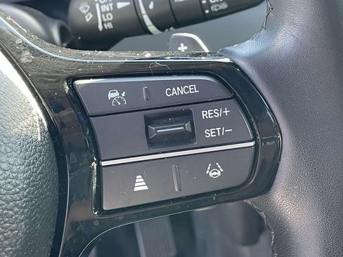 Used 2025 Honda Pilot Touring image 23