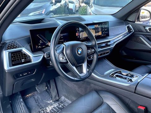 Used 2025 BMW X5 sDrive40i image 14