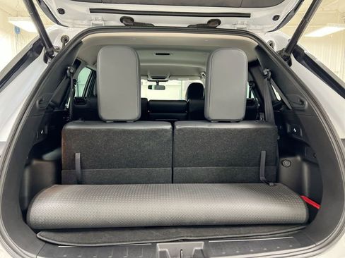 Used 2023 Mitsubishi Outlander SE image 24