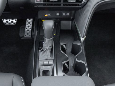 New 2026 Toyota Camry Hybrid image 11