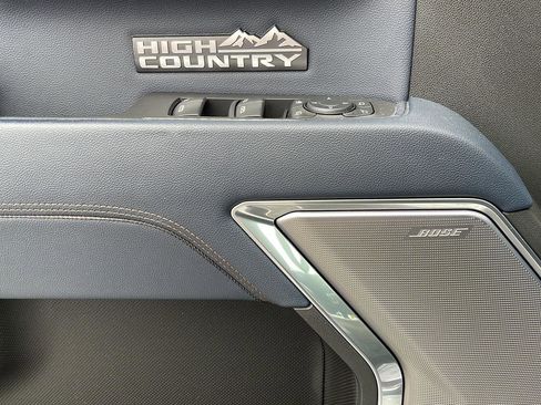 Used 2024 Chevrolet Silverado 1500 High Country w/ Technology Package AWD/4WD image 11