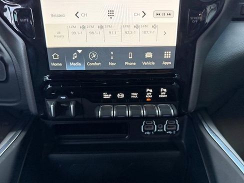 Used 2024 RAM 3500 Laramie w/ Night Edition image 14