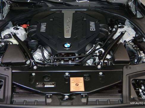 Used 2014 BMW 550i xDrive Sedan AWD/4WD image 29