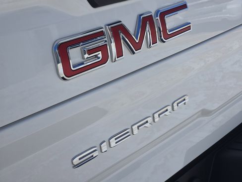 Used 2024 GMC Sierra 3500 SLE w/ SLE Convenience Package AWD/4WD image 13
