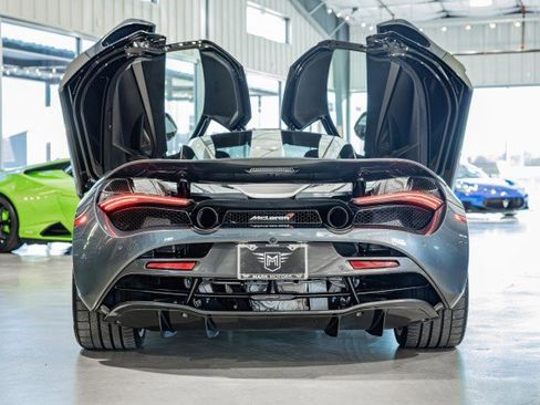 Used 2018 McLaren 720S Performance image 5