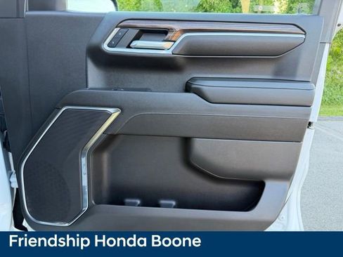 Used 2024 Chevrolet Silverado 1500 LT Trail Boss AWD/4WD image 49