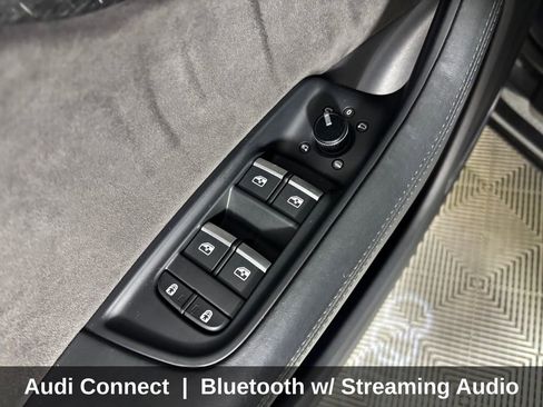 Used 2019 Audi Q8 Prestige AWD/4WD image 14
