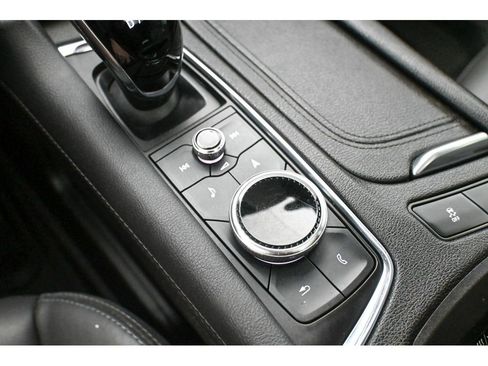 Used 2022 Cadillac XT5 Premium Luxury image 44