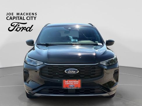 Used 2024 Ford Escape ST-Line w/ Tech Pack #1 AWD/4WD image 10