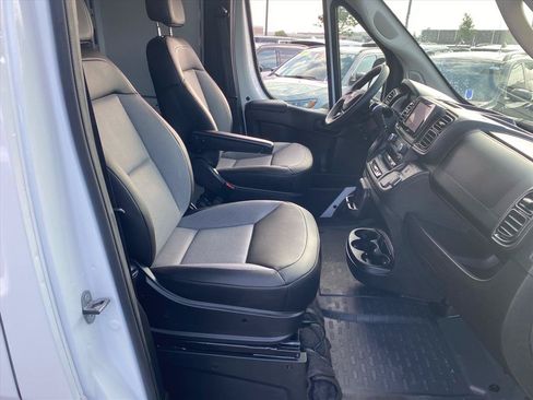 Used 2026 RAM ProMaster 2500 w/ Convenience Group FWD image 21