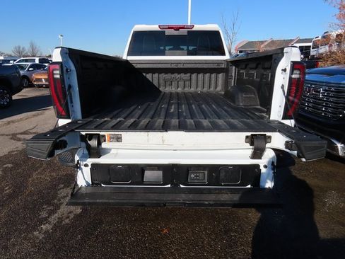 Used 2026 GMC Sierra 2500 AT4X image 21