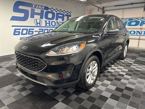 Used 2022 Ford Escape SE w/ Convenience Package image 1