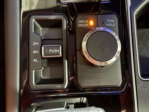 Used 2022 Toyota Tundra Limited image 23