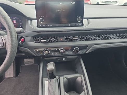 Used 2025 Honda Accord SE image 22
