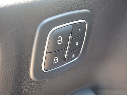 Used 2023 Ford Escape ST-Line Select w/ Tech Pack #2 AWD/4WD image 8