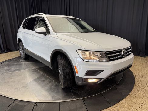 Used 2018 Volkswagen Tiguan SEL image 5