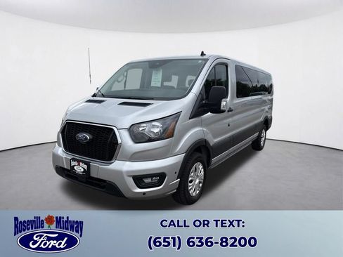 Used 2025 Ford Transit 350 XLT RWD image 3