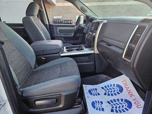 Used 2018 RAM 1500 SLT image 18