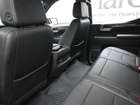 Used 2022 Chevrolet Silverado 1500 LT Trail Boss w/ Convenience Package II AWD/4WD image 24