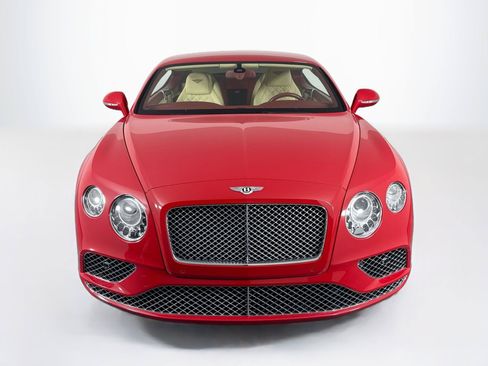 Used 2017 Bentley Continental GT AWD/4WD image 2