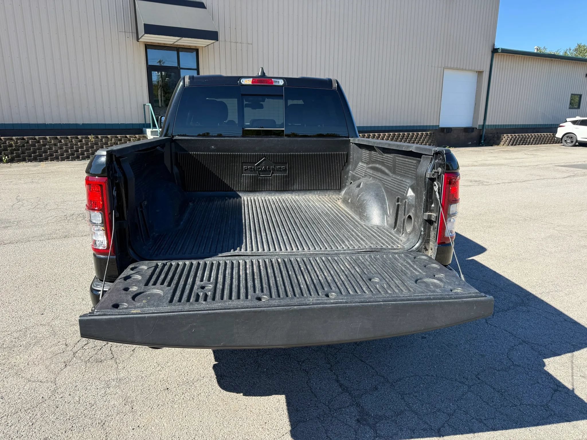 Used 2019 RAM 1500 Big Horn AWD/4WD image 7