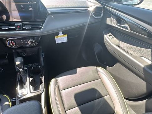 New 2025 Chevrolet TrailBlazer ACTIV w/ Driver Confidence Package FWD image 19