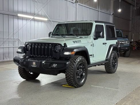 Used 2023 Jeep Wrangler Willys AWD/4WD image 1