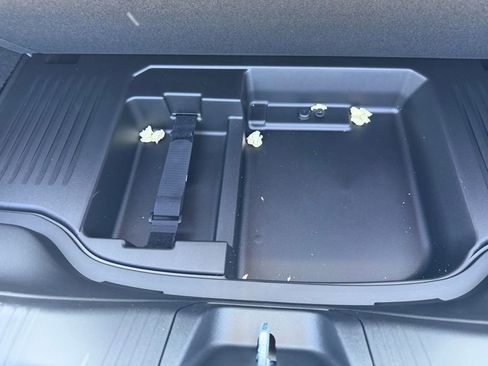 New 2026 Dodge Charger R/T w/ Performance Handling Group AWD/4WD image 32