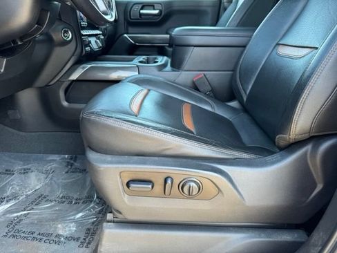 Used 2023 GMC Sierra 1500 AT4 w/ AT4 Preferred Package AWD/4WD image 5