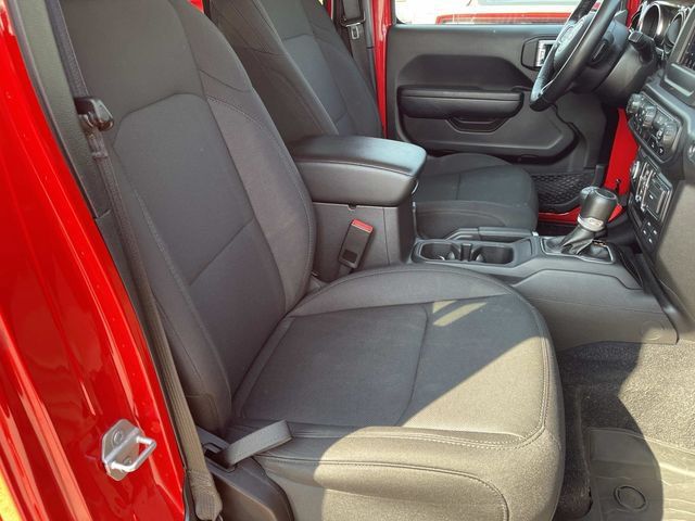 Used 2022 Jeep Gladiator Sport AWD/4WD image 19