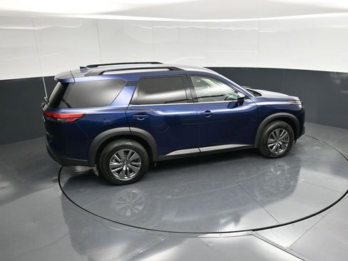 Used 2025 Nissan Pathfinder SV AWD/4WD image 42