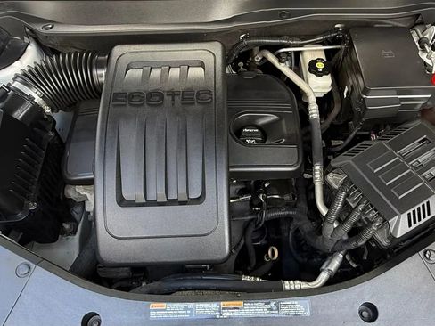 Used 2015 GMC Terrain SLE FWD image 17