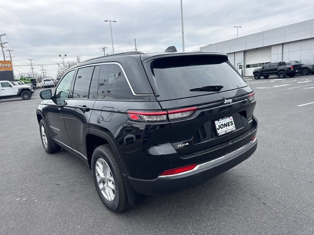 New 2026 Jeep Grand Cherokee Laredo X AWD/4WD image 7