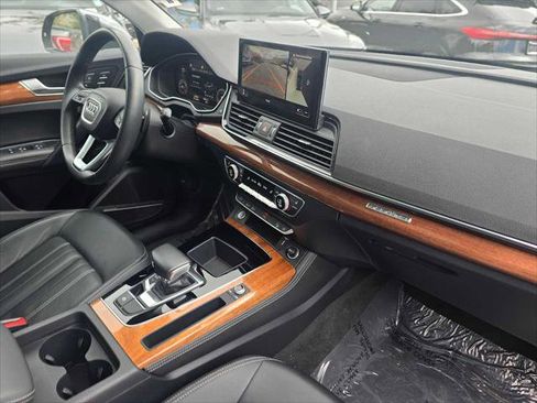 Used 2023 Audi Q5 2.0T Premium Plus w/ Premium Plus Package AWD/4WD image 11