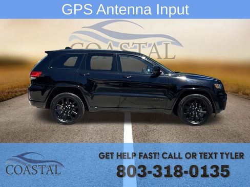 Used 2019 Jeep Grand Cherokee Altitude image 4