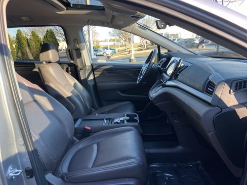 Certified 2024 Honda Odyssey EX-L image 37