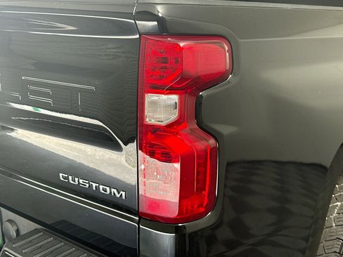 Used 2023 Chevrolet Silverado 1500 Custom RWD image 33