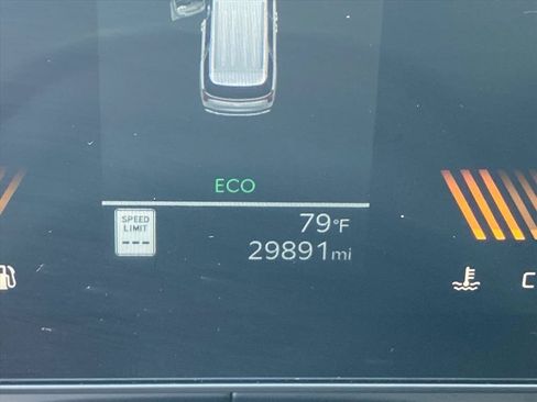 Certified 2025 Kia Carnival FWD image 21