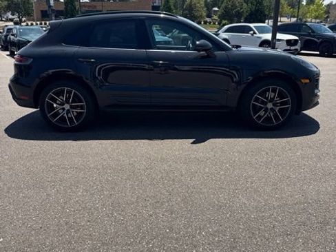 Used 2024 Porsche Macan AWD/4WD image 5