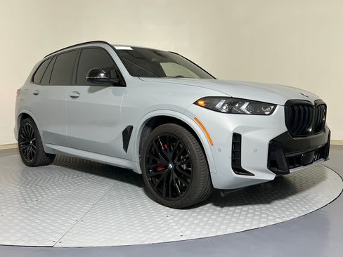 Used 2024 BMW X5 M60i w/ Executive Package image 6