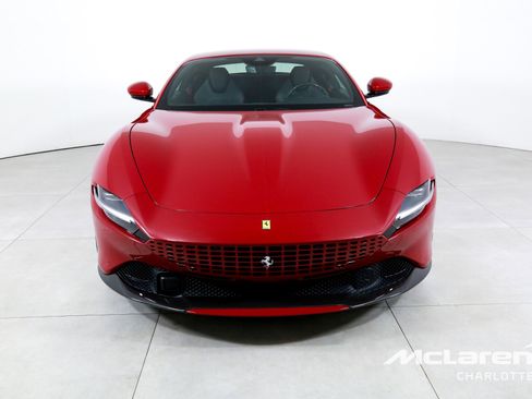 Used 2022 Ferrari Roma RWD image 4