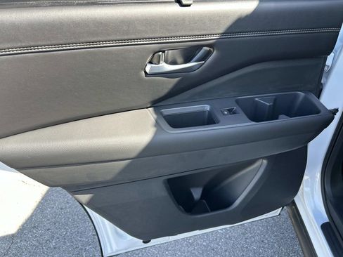 New 2026 Nissan Pathfinder Platinum AWD/4WD image 21