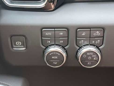 New 2026 GMC Sierra 1500 Denali w/ Denali Reserve Package image 28