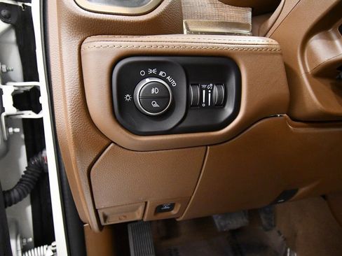 Used 2024 RAM 2500 Limited image 22