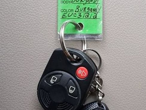 Used 2014 Ford Escape SE FWD image 16