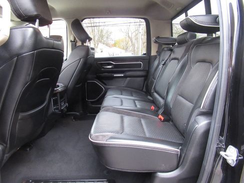 Used 2019 RAM 1500 Laramie image 18