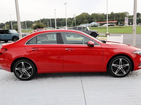 Used 2019 Mercedes-Benz A 220 4MATIC image 6