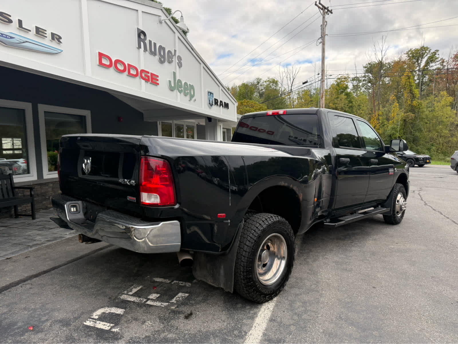 Used 2012 RAM 3500 ST w/ Max Tow Pkg AWD/4WD image 3